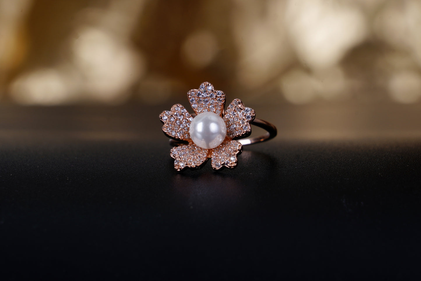 CURVY FLOWER